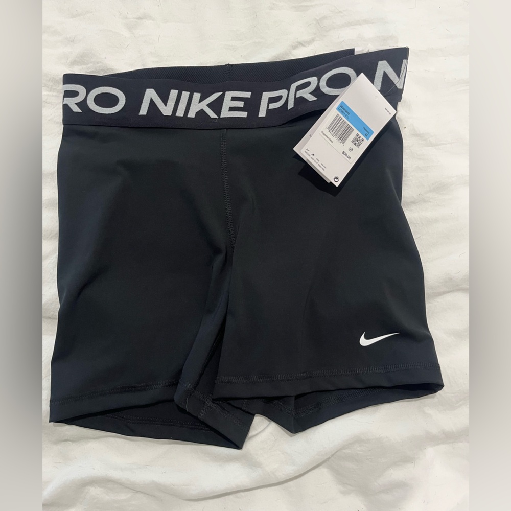 Nike Women's Black Pro Training Leggings